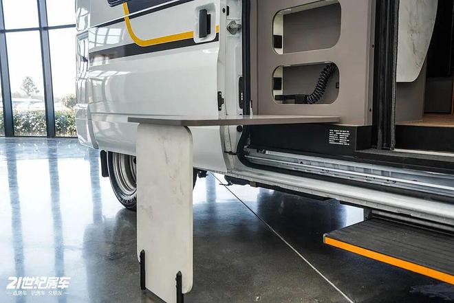 ！B型房车全能利器大驰房车大腕200F开元棋牌app2598万起的“堆料王”(图6)