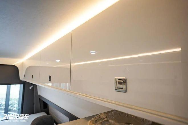 ！B型房车全能利器大驰房车大腕200F开元棋牌app2598万起的“堆料王”(图12)